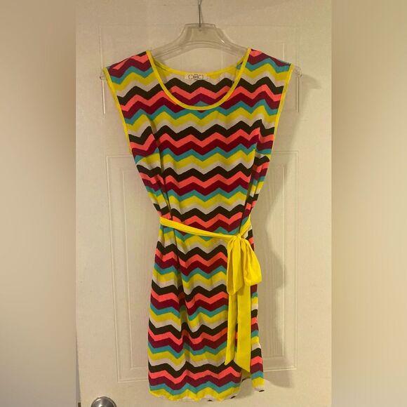 EZRA Chevron Zig Zag Wavy Strips Multi Colored Mini Dress Size Medium - Picture 1 of 8